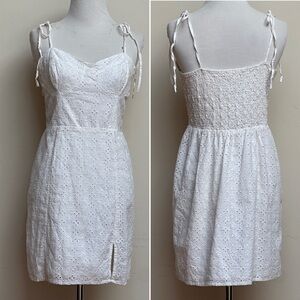 Aéropostale White Eyelet Embroidered Tie Strap Mini Dress – Size Medium NWT